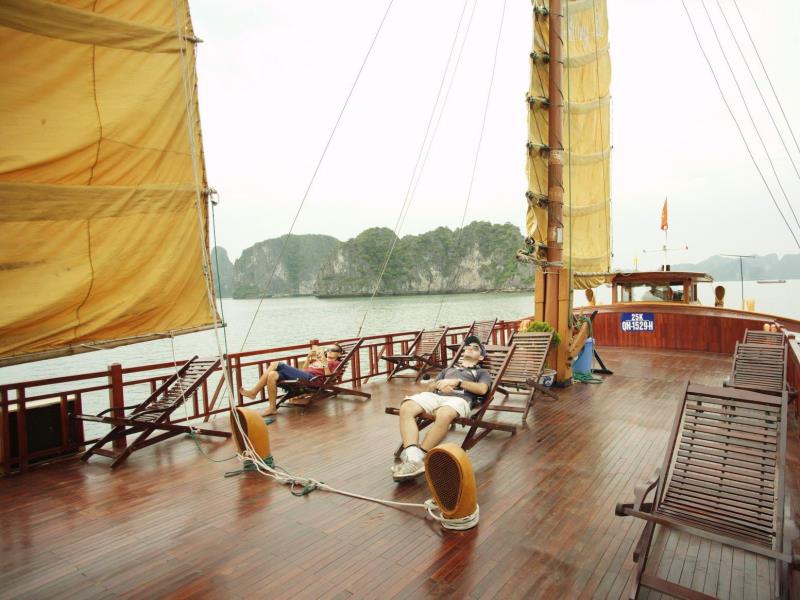 Du thuyền Hương Hải Junks 2 ngày
