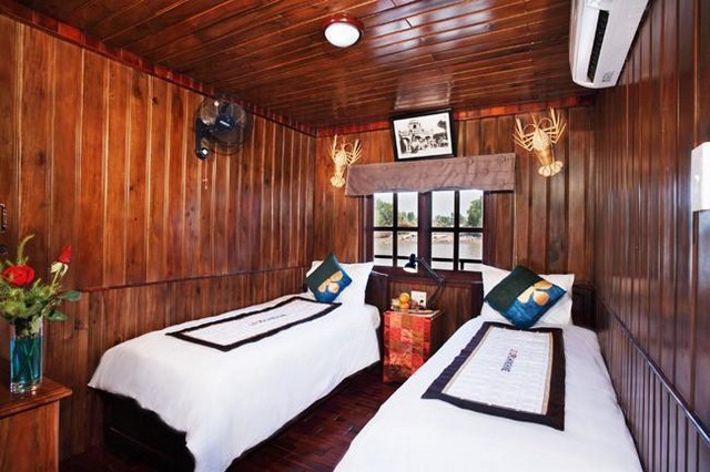 Thuê trọn du thuyền Douce Mekong 4 cabins